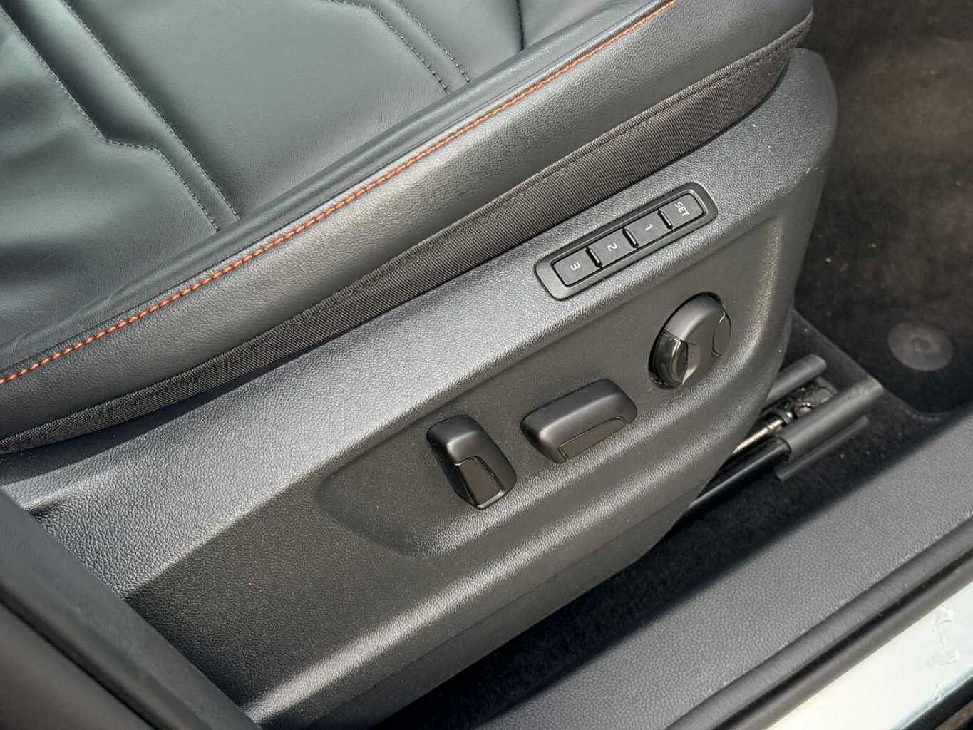 SEAT Ateca 1.5 TSI EVO FR Black Edition 5dr DSG