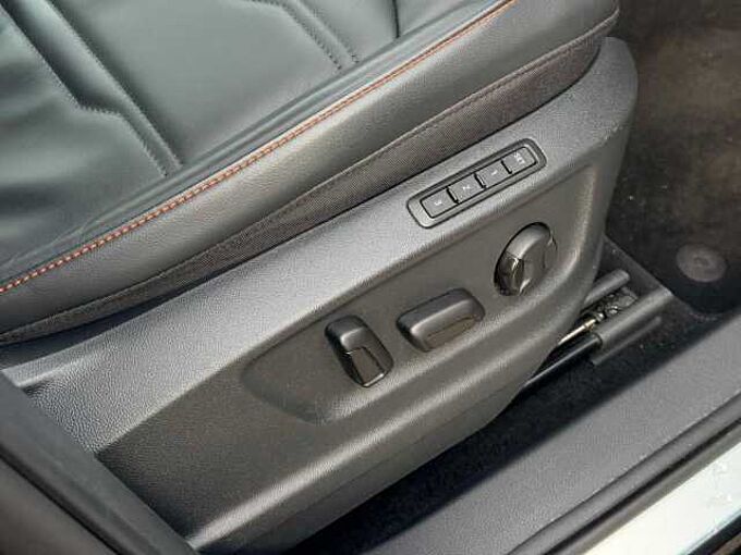 SEAT Ateca 1.5 TSI EVO FR Black Edition 5dr DSG